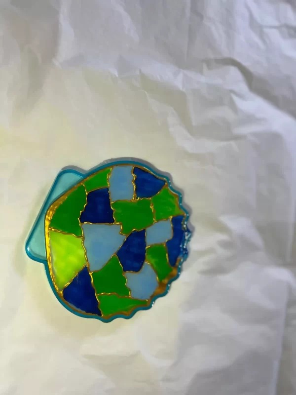 Multi Colour Shell Display